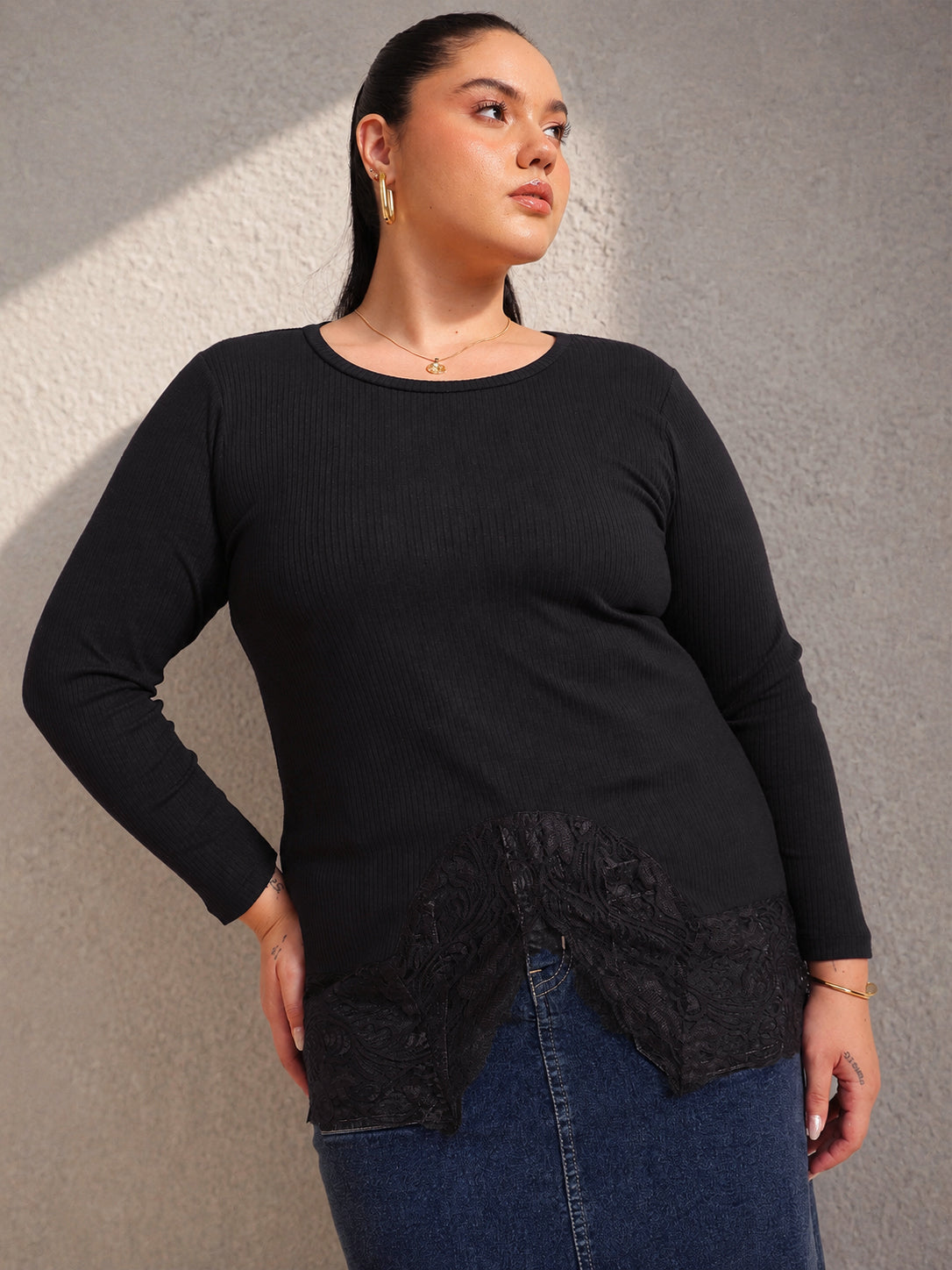 Black Rib Full Sleeves Top-SASSAFRAS Curve