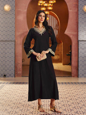 Black Rayon Lace V-Neck Abaya Dress-Shae By SASSAFRAS 