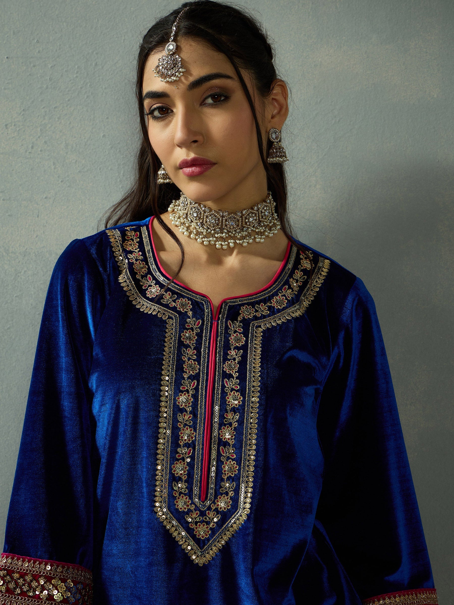 Royal Blue Velvet Embroidered Kurta-Shae by SASSAFRAS