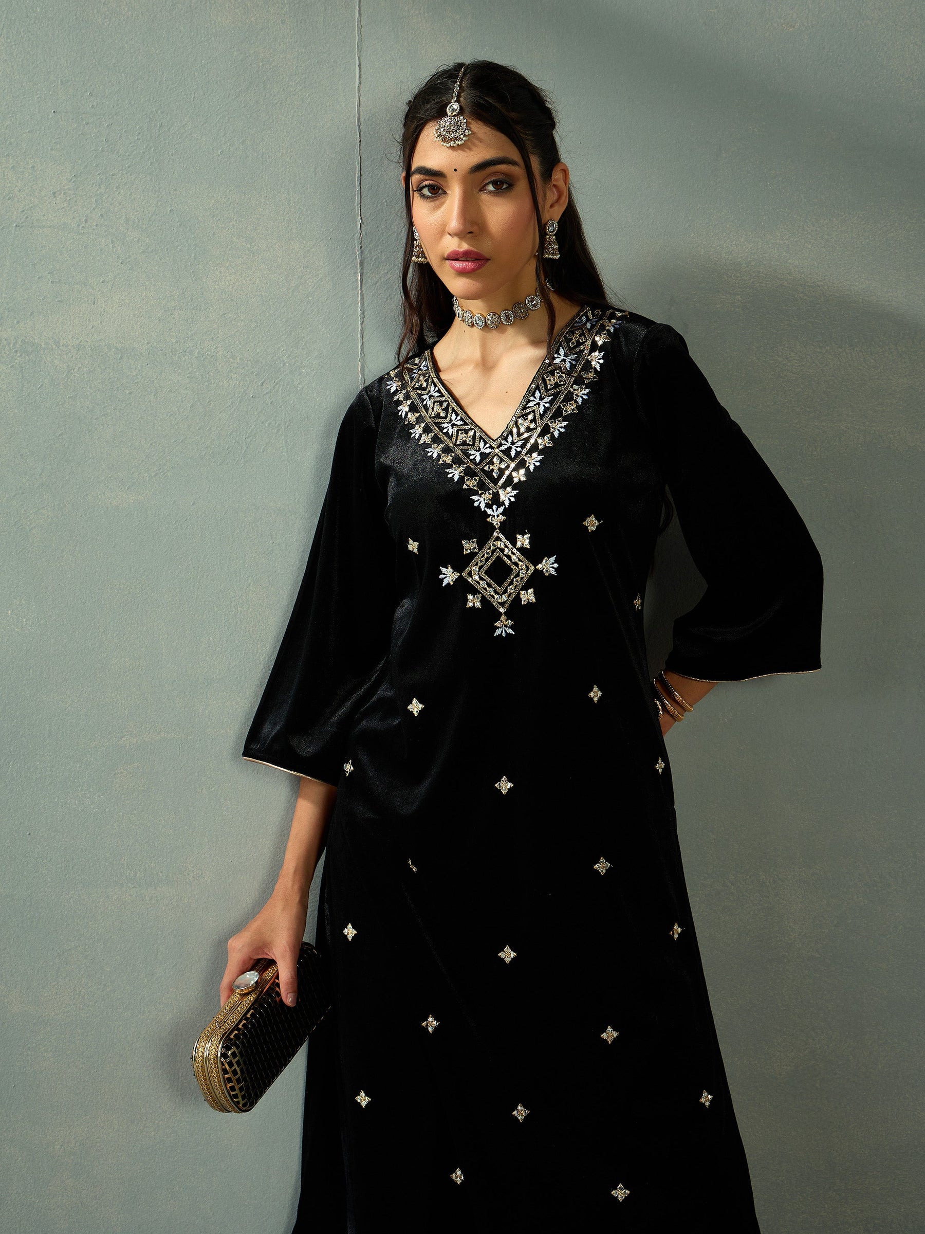 Black Velvet V-Neck Embroidered Kurta With Straight Pants-Shae by SASSAFRAS