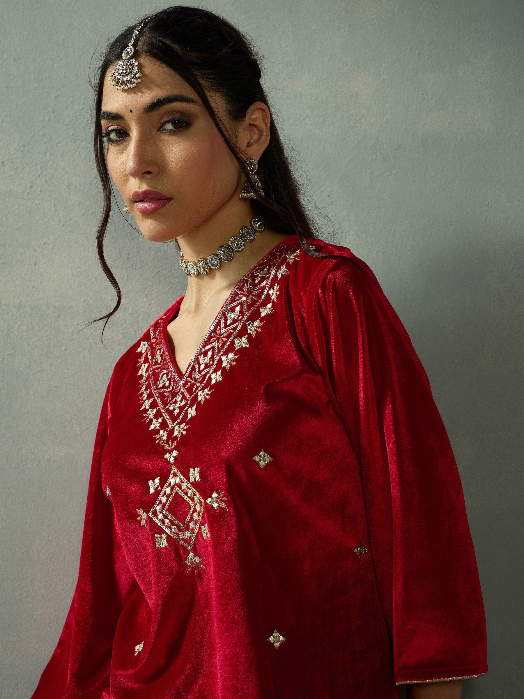 Red Velvet V-Neck Embroidered Kurta-Shae by SASSAFRAS