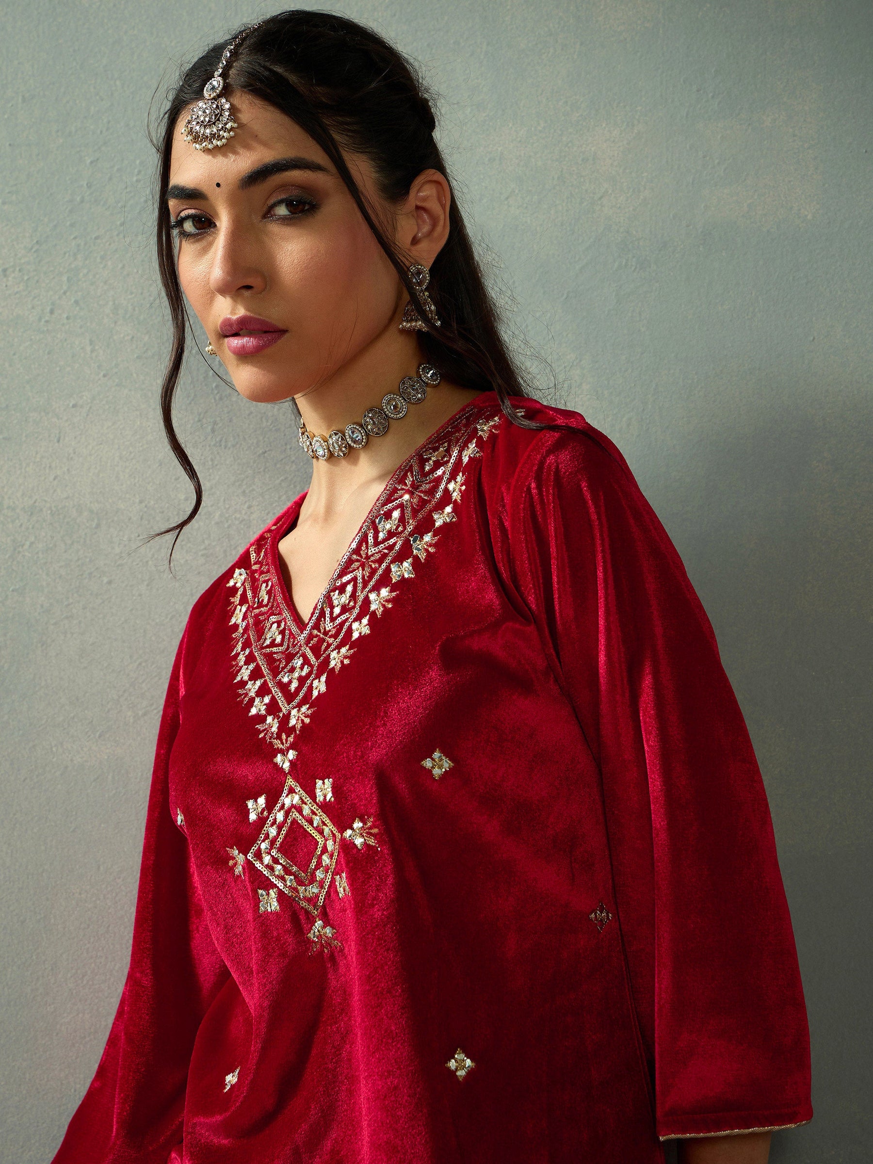 Red Velvet V-Neck Embroidered Kurta With Straight Pants-Shae by SASSAFRAS