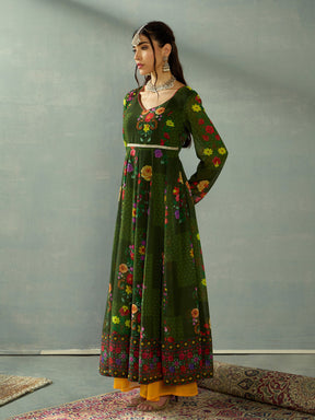 Green Floral Back Criss Cross Anarkali Kurta-Shae by SASSAFRAS