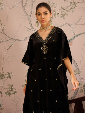 Black Velvet Front Embroidered Kaftan Kurta-Shae by SASSAFRAS