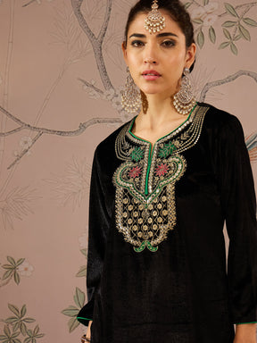 Black Velvet Front Embroidered Straight Kurta -Shae by SASSAFRAS