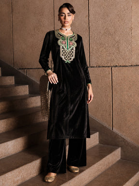 Women Black Velvet Front Embroidered Straight Kurta
