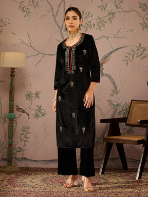 Black Velvet Front All Over Embroidered Straight kurta -Shae by SASSAFRAS