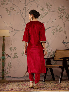 Red Velvet Round Neck Embroidered Straight Kurta-Shae by SASSAFRAS