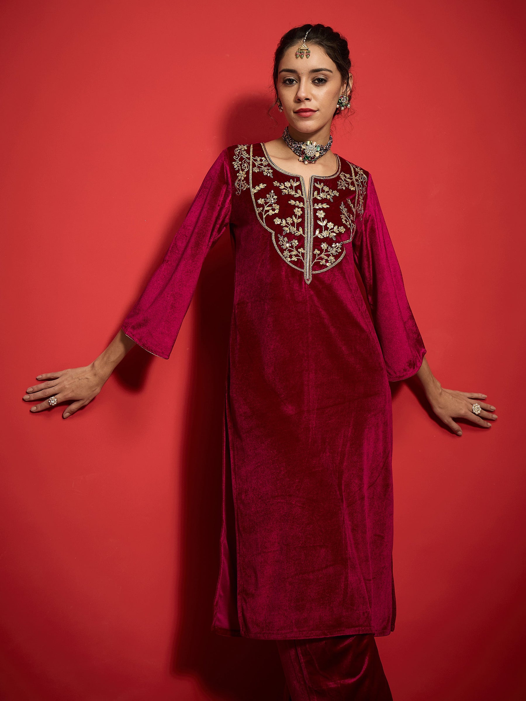 Fuchsia Velvet Round Neck Embroidered Kurta With Straight Pants-Shae by SASSAFRAS