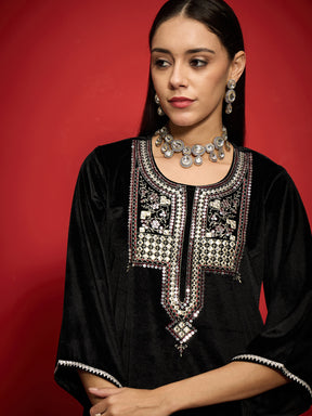 Black Velvet Embroidered Round Neck Straight Kurta-Shae by SASSAFRAS