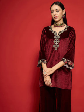 Maroon Velvet Embroidered V-Neck Short Kurta-Shae by SASSAFRAS