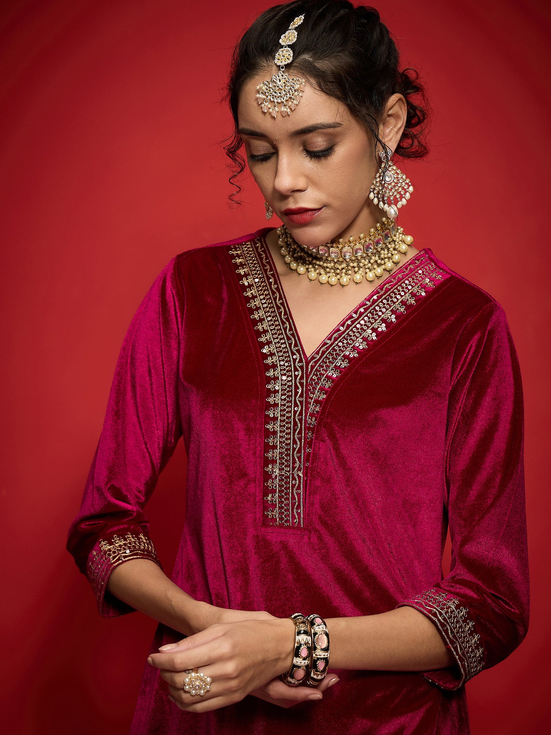 Fuchsia Velvet Embroidered Straight Kurta With Pencil Pants-Shae by SASSAFRAS