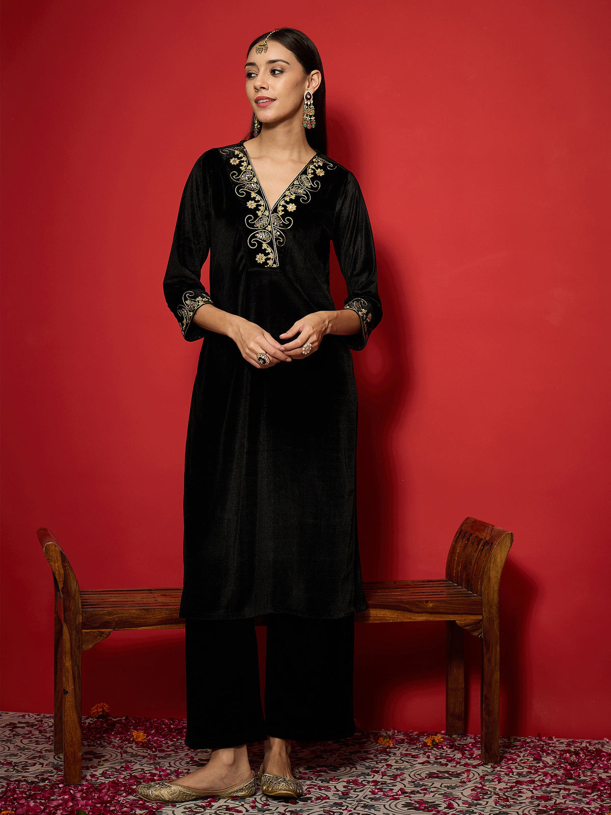 Black Velvet Embroidered V-Neck Straight Kurta-Shae by SASSAFRAS