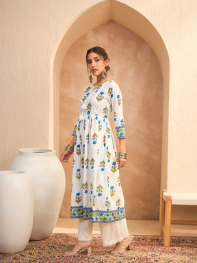 White Floral Front Dori Gathered Kurta With Straight Pants-Shae by SASSAFRAS