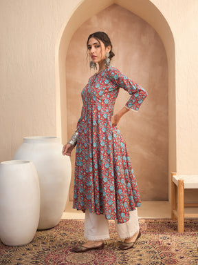 Red Floral Buttonned Pocket Kurta -Shae by SASSAFRAS