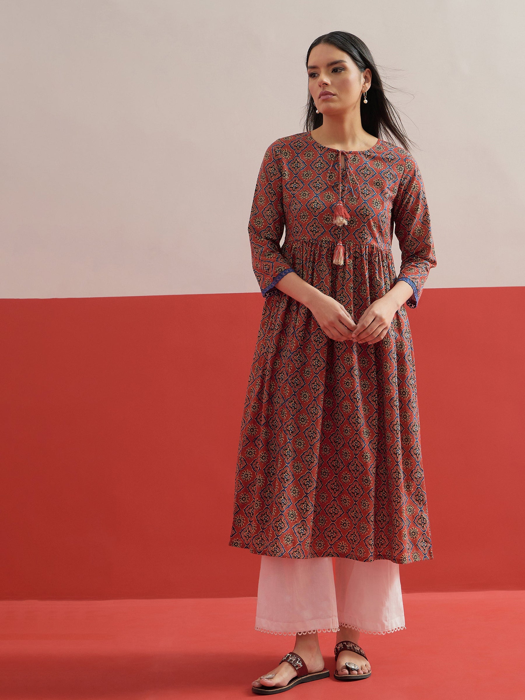 Maroon Geometric Print Gathered Kurta-Shae by SASSAFRAS