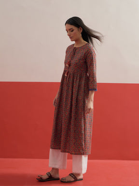 Maroon Geometric Print Gathered Kurta-Shae by SASSAFRAS
