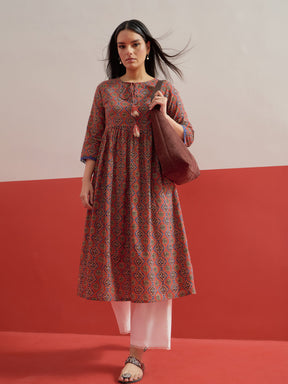 Maroon Geometric Print Gathered Kurta With Straight Pant-Shae by SASSAFRAS