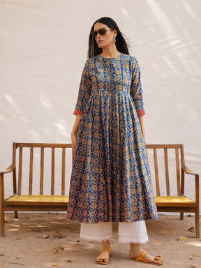 Blue Floral Front Open Anarkali Kurta With Straight Pant-Shae by SASSAFRAS