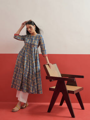 Blue Floral Front Open Anarkali Kurta With Straight Pant-Shae by SASSAFRAS