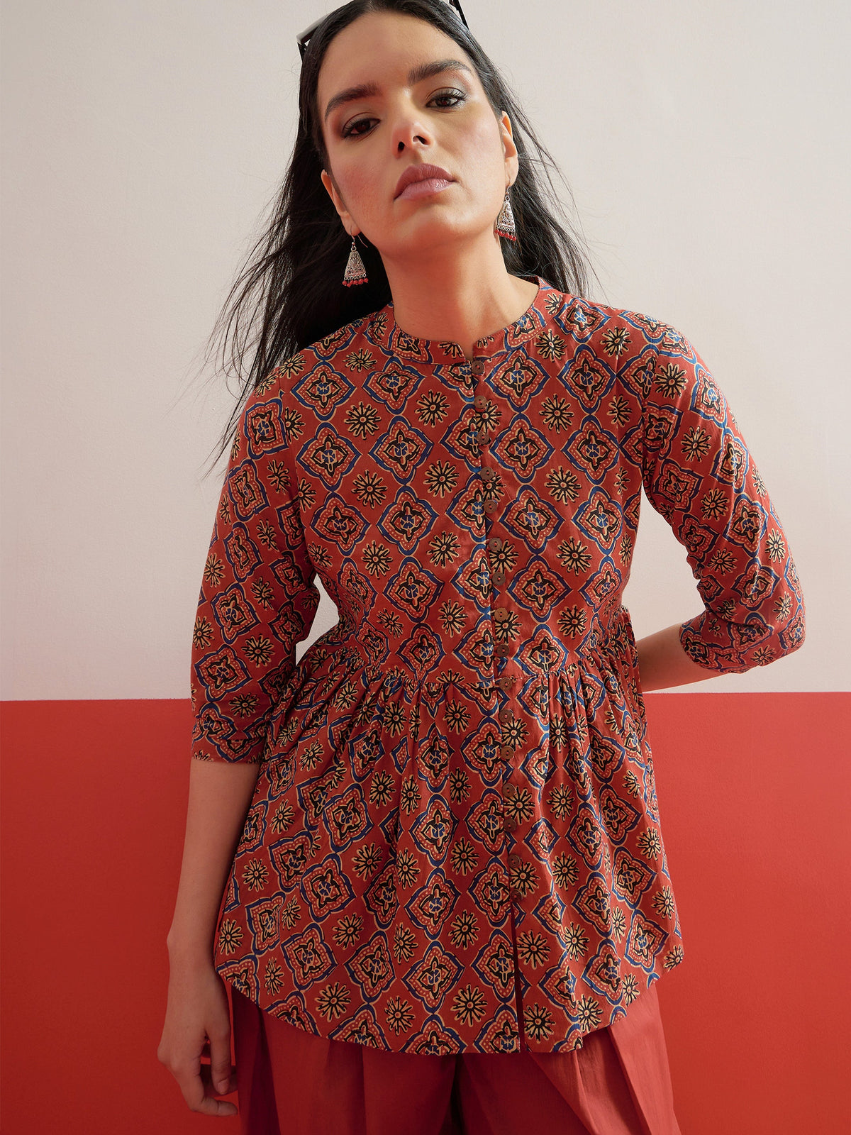 Maroon Geometric Front Button Gathered Kurti-Shae by SASSAFRAS