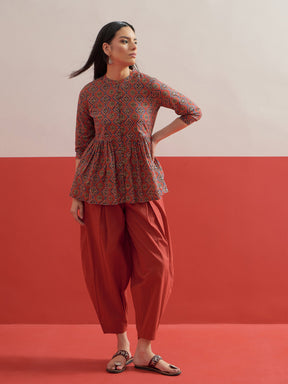 Maroon Geometric Front Button Gathered Kurti-Shae by SASSAFRAS