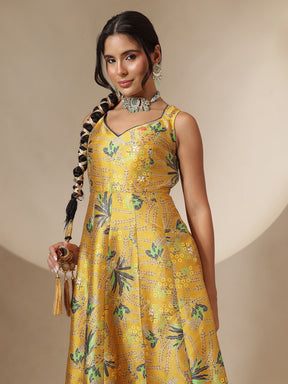 Mustard Floral Sleeveless Anarkali Kurta-Shae by SASSAFRAS