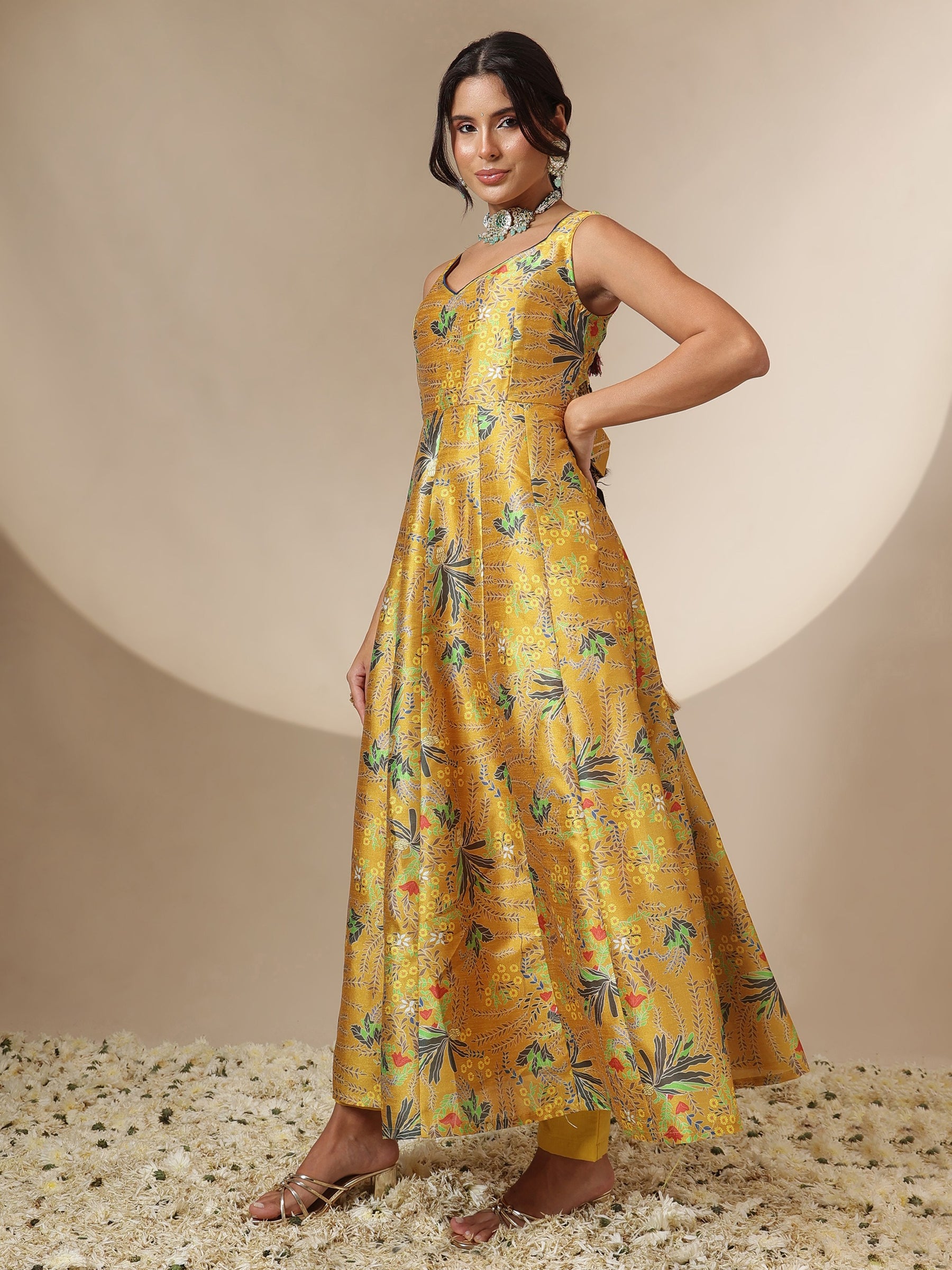 Mustard Floral Sleeveless Anarkali Kurta-Shae by SASSAFRAS
