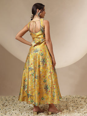 Mustard Floral Sleeveless Anarkali Kurta-Shae by SASSAFRAS