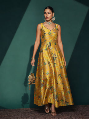 Mustard Floral Sleeveless Anarkali Kurta-Shae by SASSAFRAS