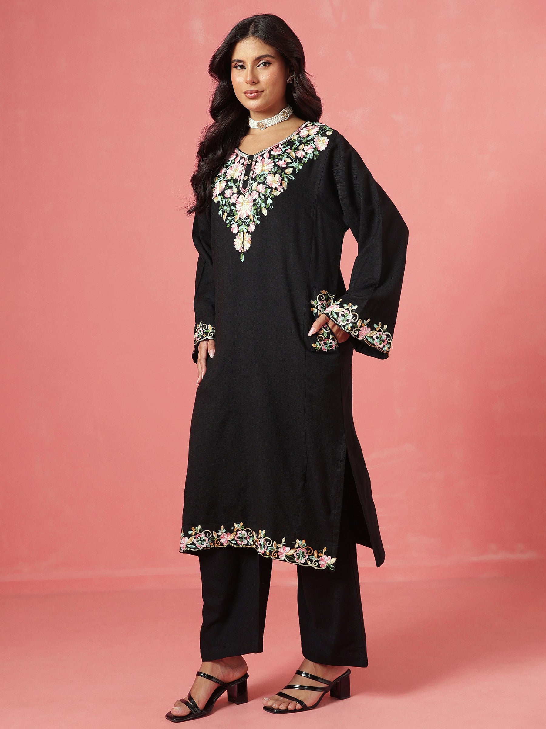Black Woollen Embroidered Pheran Kurta-Shae by SASSAFRAS