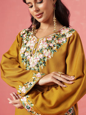 Mustard Woollen Embroidered Pheran Kurta-Shae by SASSAFRAS