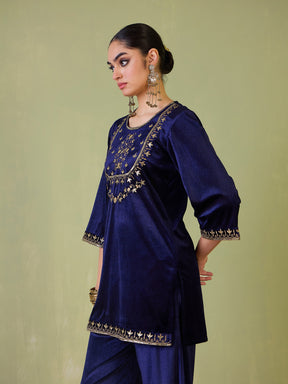 Navy Velvet Floral Zari Embroidered Short Kurta-Shae by SASSAFRAS