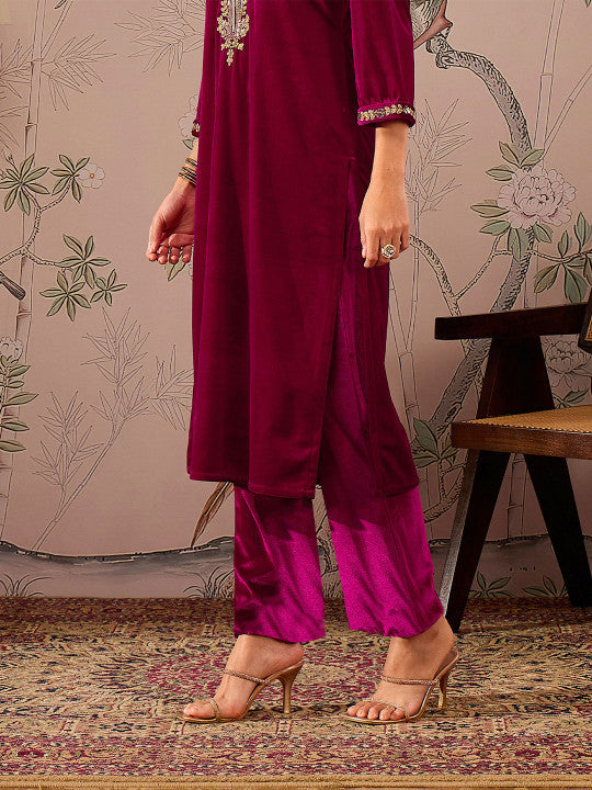 Women Fuchsia Velvet Elasticated Straight Pants