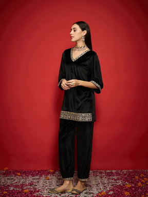 Black Velvet Emb V-Neck Short Kurta With Straight Pants-Shae by SASSAFRAS