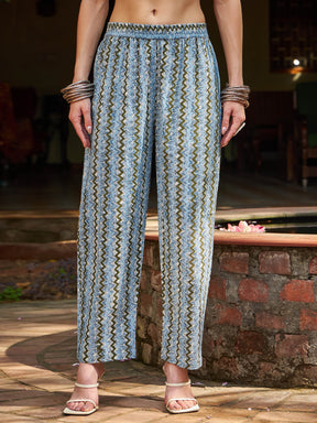 White Floral Cambric Kurta With Pencil Pants & Dupatta-Shae by SASSAFRAS