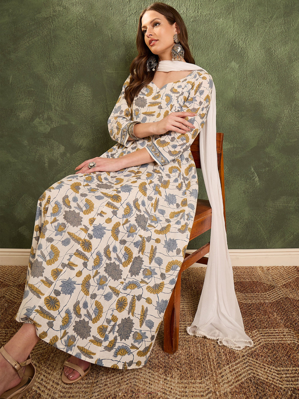 Off White Floral Anarkali Kurta Set with Dupatta-Shae by SASSAFRAS