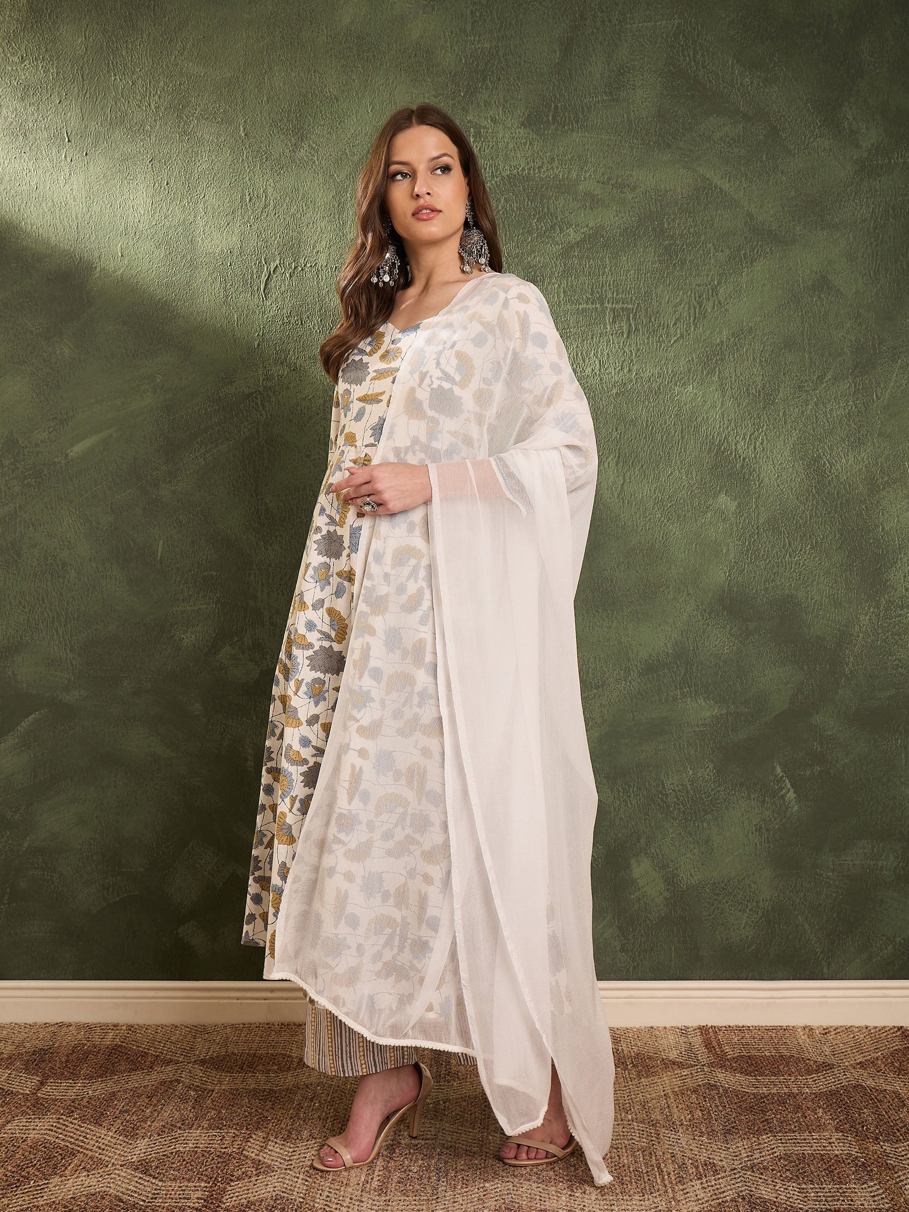 Off White Floral Anarkali Kurta Set with Dupatta-Shae by SASSAFRAS