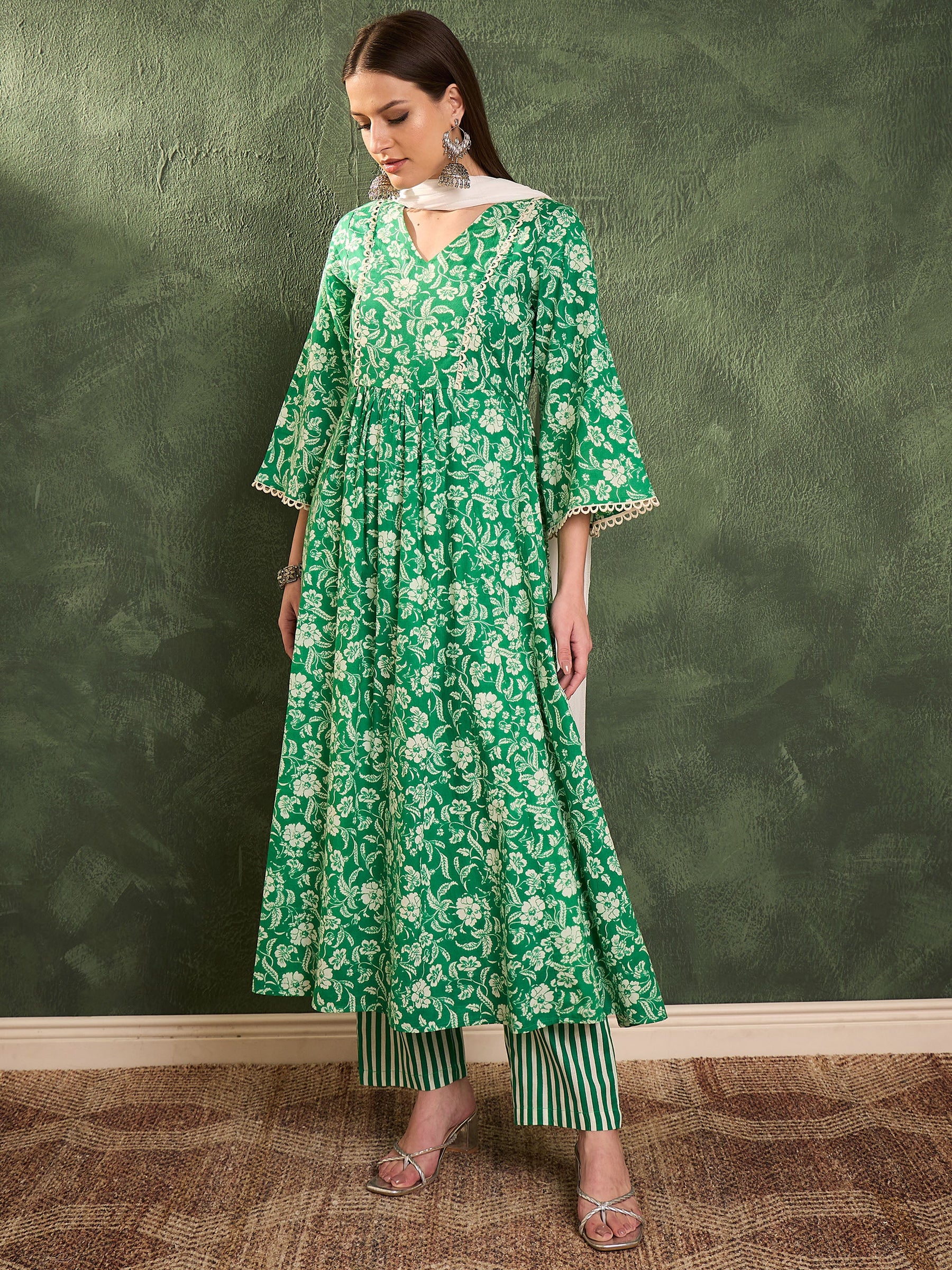 Green & White Floral Gathered Kurta Set with Dupatta-Shae by SASSAFRAS