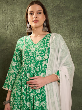Green & White Floral Gathered Kurta Set with Dupatta-Shae by SASSAFRAS