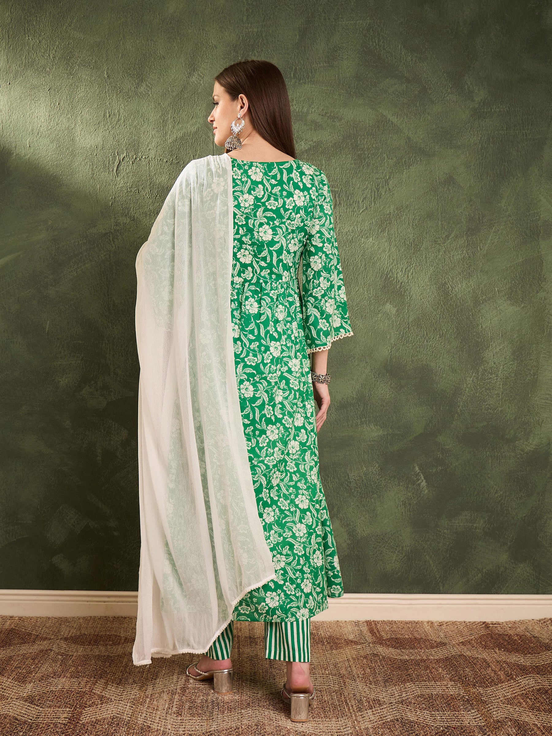 Green & White Floral Gathered Kurta Set with Dupatta-Shae by SASSAFRAS