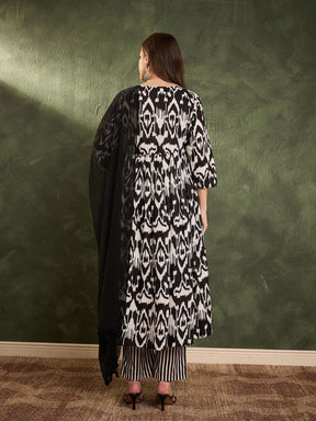 Black Ikat Dori Gathered Kurta Set with Dupatta-Shae by SASSAFRAS