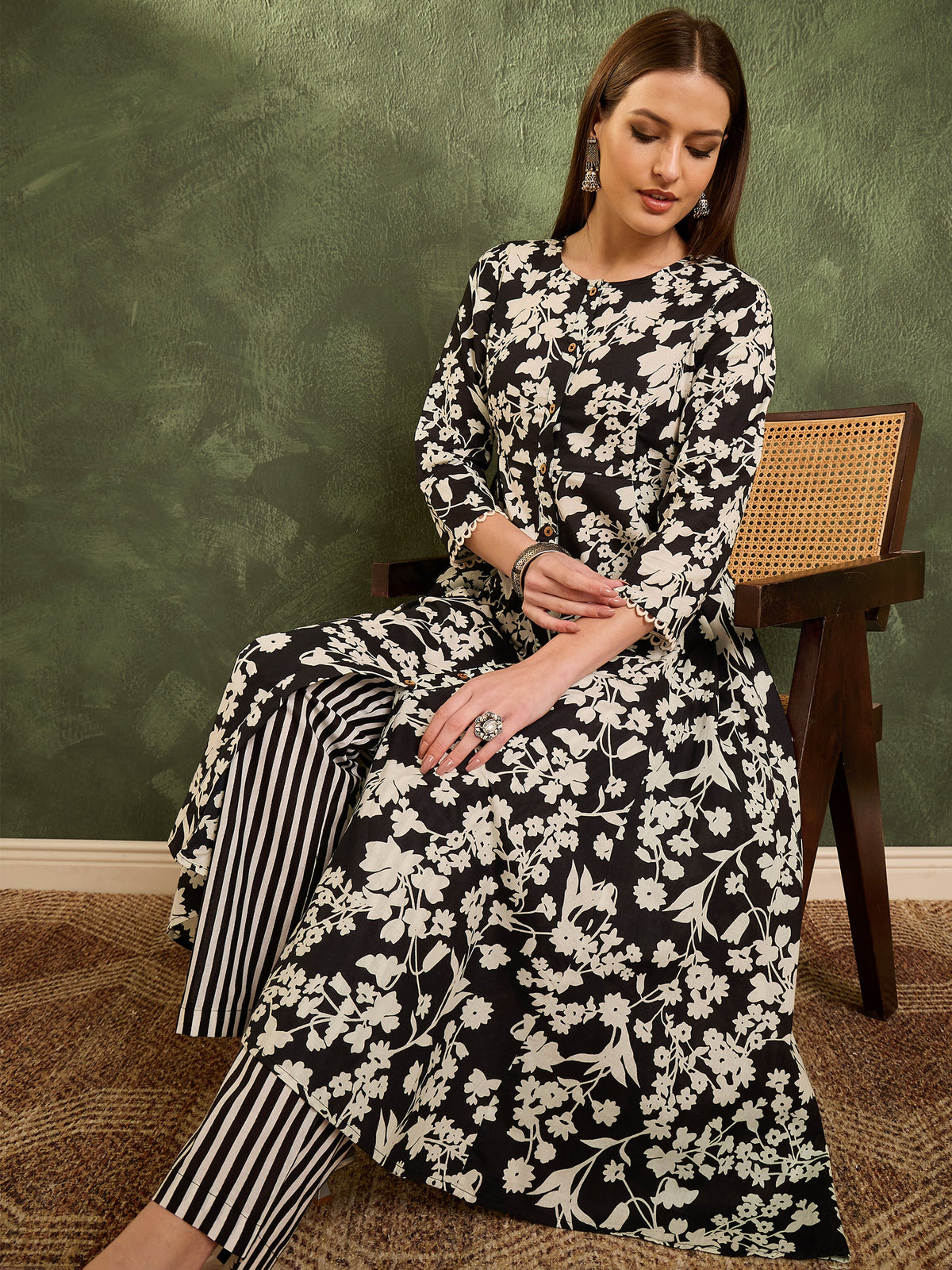 Black Floral Button Pocket Kurta with Pants -Shae by SASSAFRAS