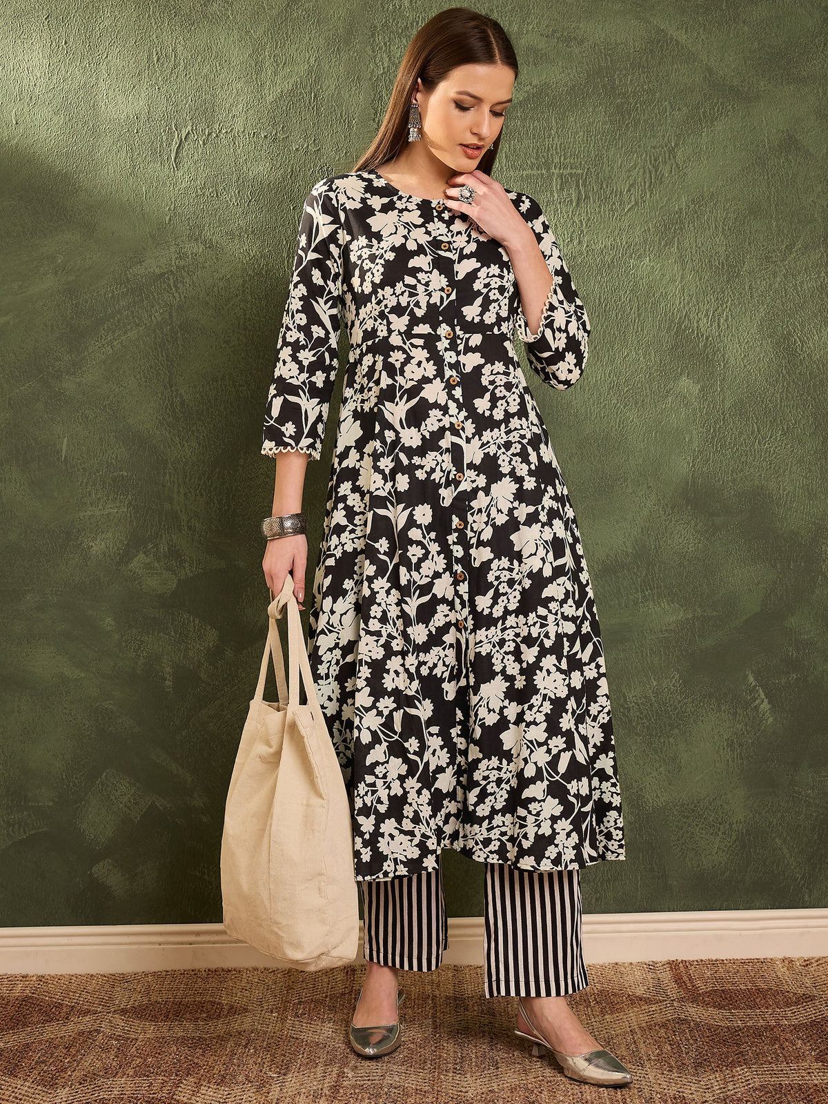 Black Floral Button Pocket Kurta with Pants -Shae by SASSAFRAS