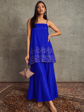 Women Navy Embroidered Strappy Kurta With Palazzos