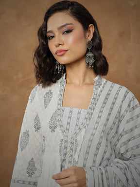 White Ethnic Motif Anarkali Kurta With Pants & Dupatta-Shae By SASSAFRAS
