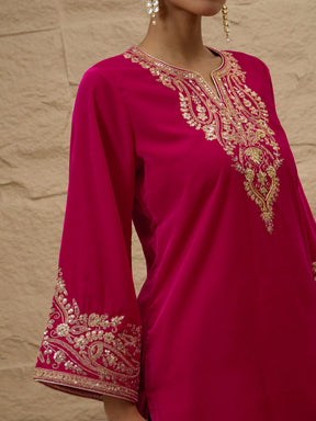 Women Fuchsia Velvet Embroidered Short Kurta With Farshi Salwar