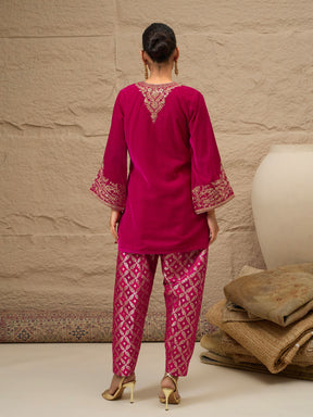 Women Fuchsia Velvet Embroidered Short Kurta With Farshi Salwar