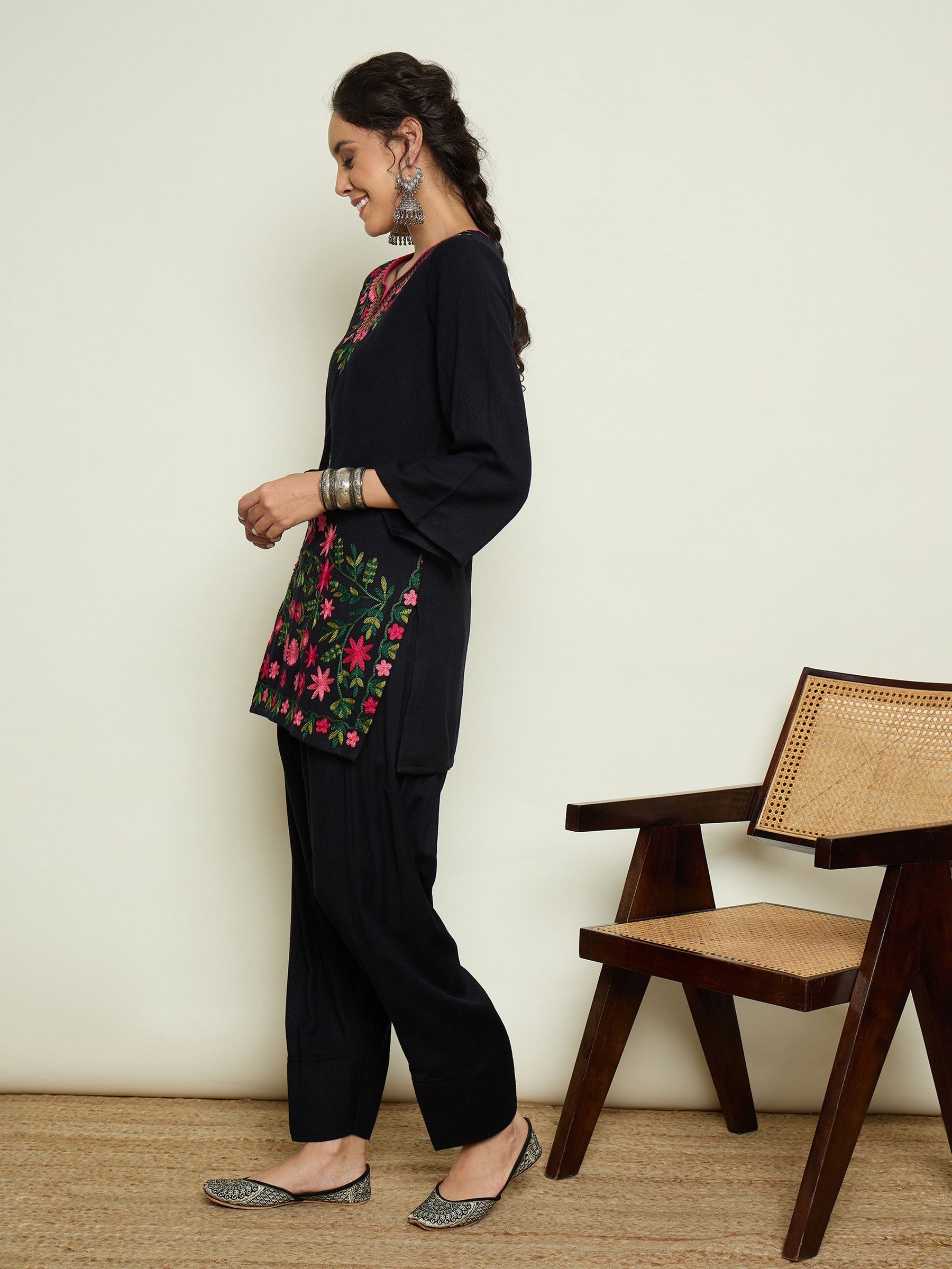 Black Woollen Embroidered Sweetheart Short Kurta With Farshi Salwar-Shae By SASSAFRAS