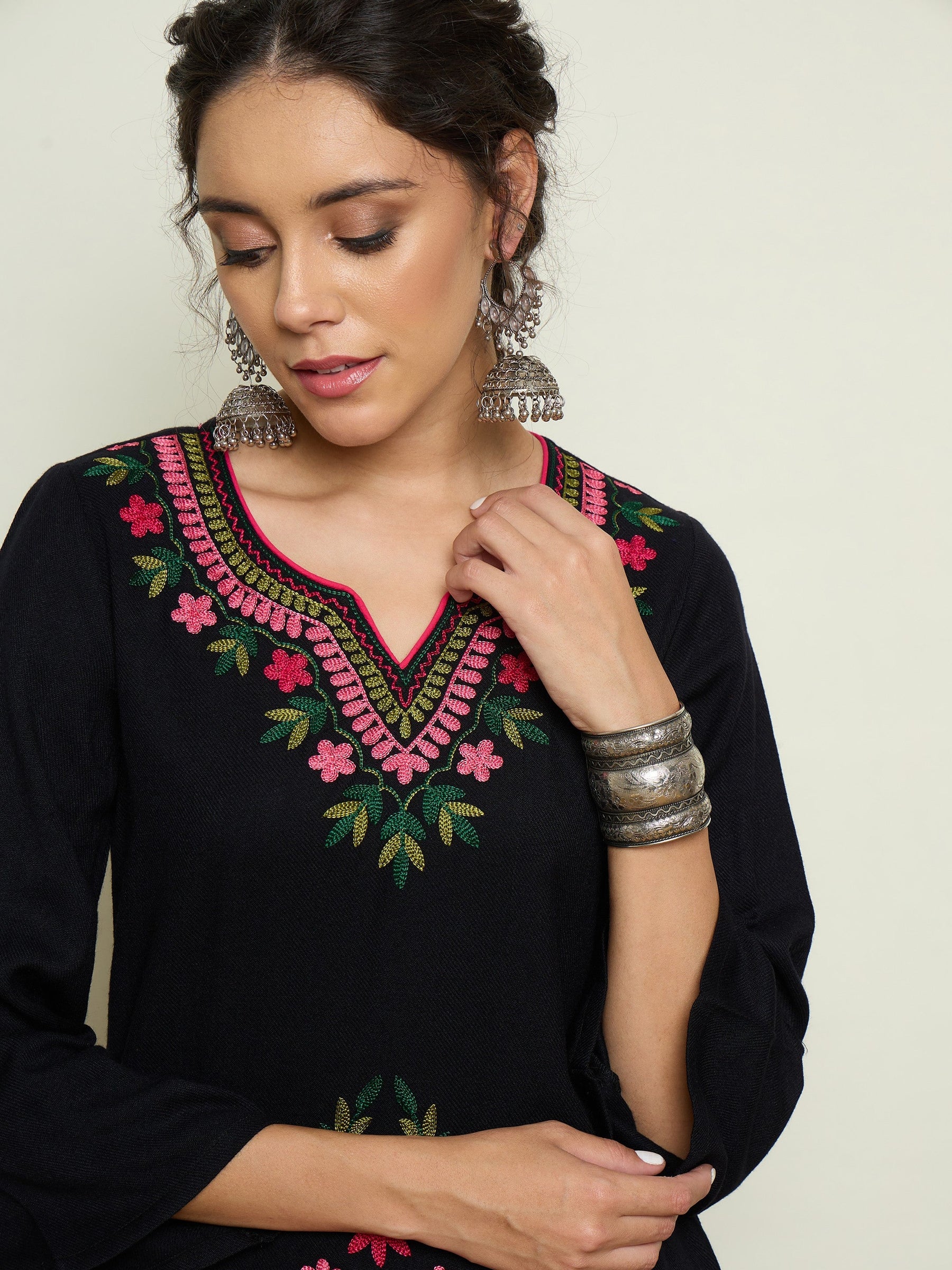 Black Woollen Embroidered Sweetheart Short Kurta With Farshi Salwar-Shae By SASSAFRAS